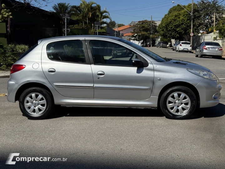 207 1.4 XR Sport 8V