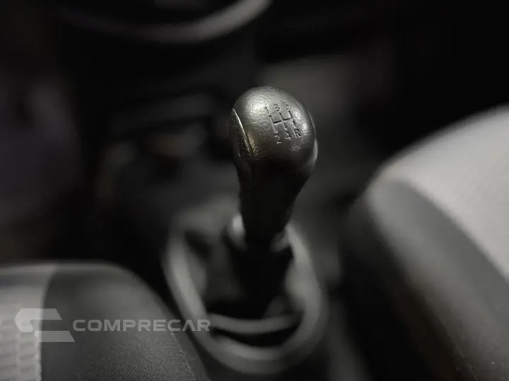 MARCH 1.6 SV 16V FLEX 4P MANUAL
