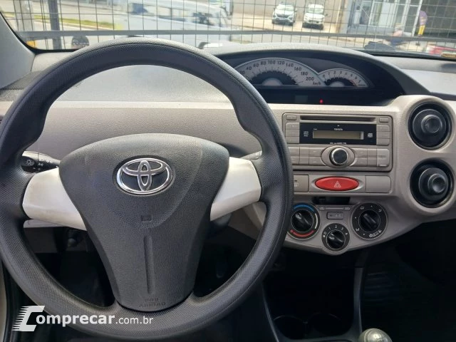 ETIOS HATCH - 1.3 XS 16V 4P MANUAL