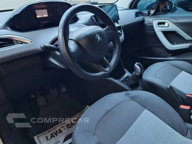 208 - 1.5 ACTIVE 8V 4P MANUAL