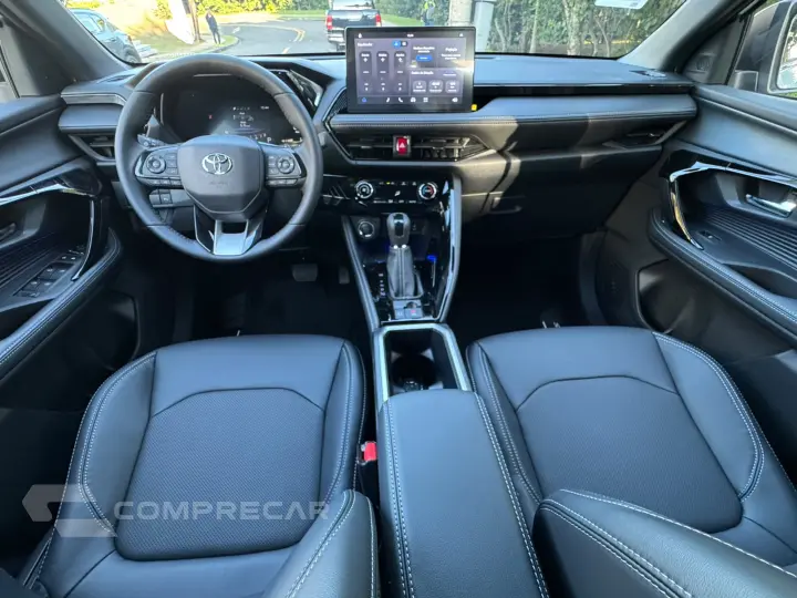 YARIS CROSS 1.5 VVT-I XRX