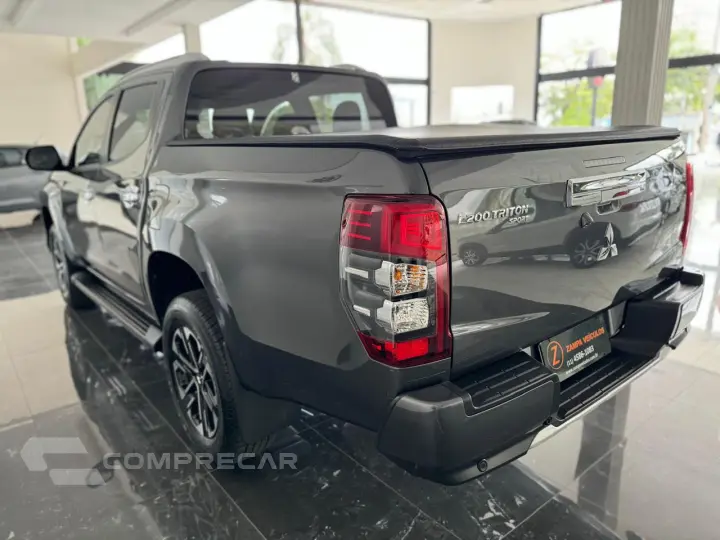 L200 TRITON 2.4 16V Turbo Sport Hpe-s CD 4X4