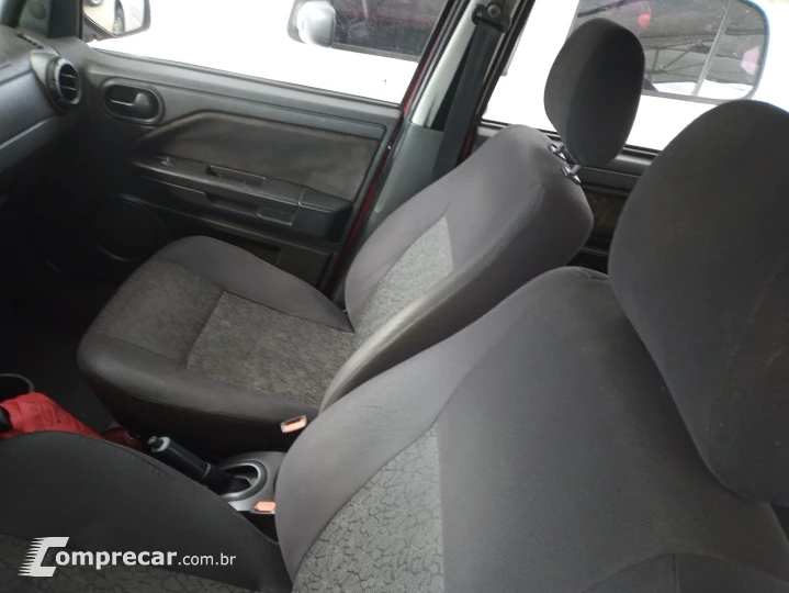 ECOSPORT 1.6 XLS 8V