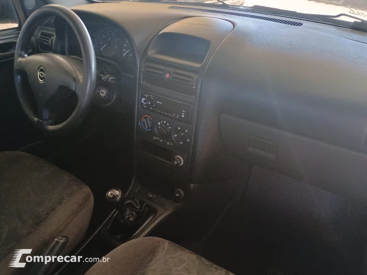 Astra sedan 1.8