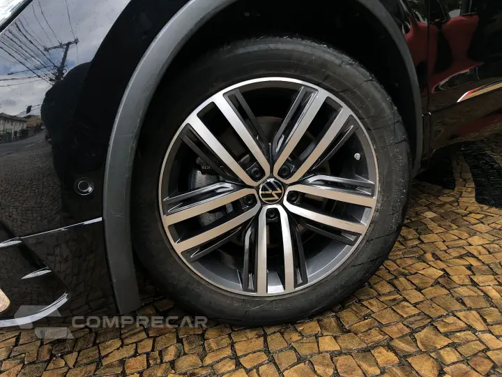 Tiguan 2.0 300 Tsi Gasolina Allspace R-Line Automático