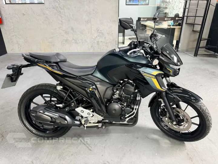 Fazer 250