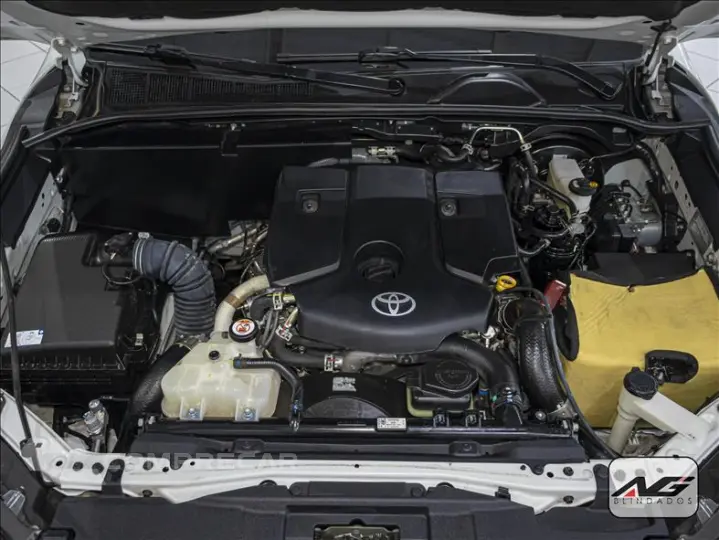 HILUX SW4 2.8 D-4d Turbo SRX Platinum 7L 4X4