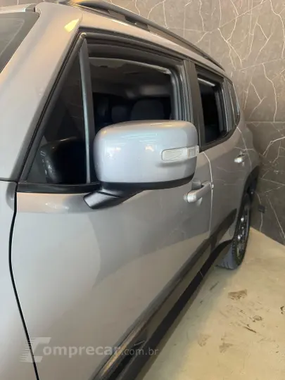 RENEGADE 1.8 16V Sport