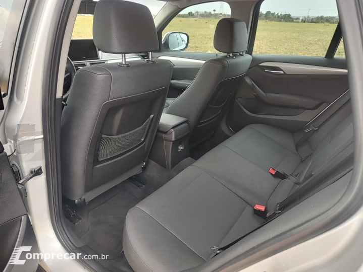 X1 2.0 16V Sdrive18i