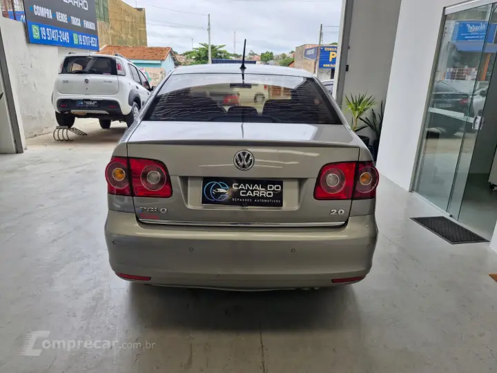 POLO SEDAN 2.0 MI Comfortline 8V