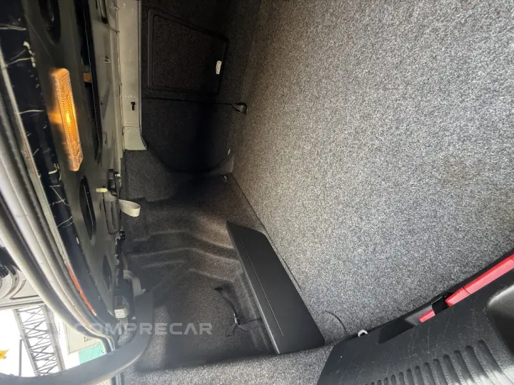 JETTA 2.0 COMFORTLINE FLEX 4P TIPTRONIC