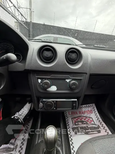 CELTA 1.0 MPFI Life 8V