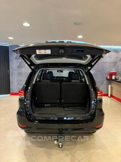 Hilux SW4 2.8 16V 4P SRX PLATINUM 4X4 7 LUGARES TURBO DIESEL