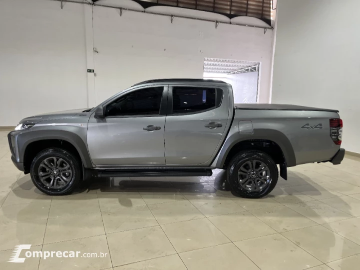 L200 OUTDOOR 2.4 4X2 CD 16V