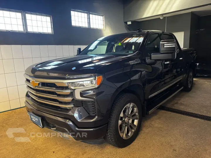 SILVERADO 5.3 V8 GASOLINA 1500 HIGH COUNTRY 4X4 AUTOMÁTICO