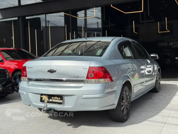 VECTRA 2.0 MPFI ELEGANCE 8V FLEX 4P MANUAL