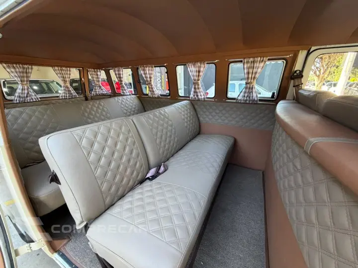 Kombi 1.6 Std 8V Gasolina 3P Manual