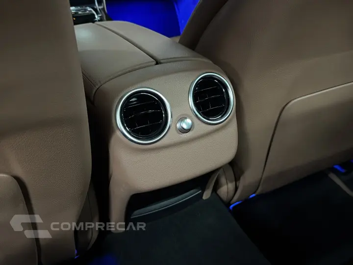 C 180 1.6 CGI AVANTGARDE 16V TURBO GASOLINA 4P AUTOMÁTICO