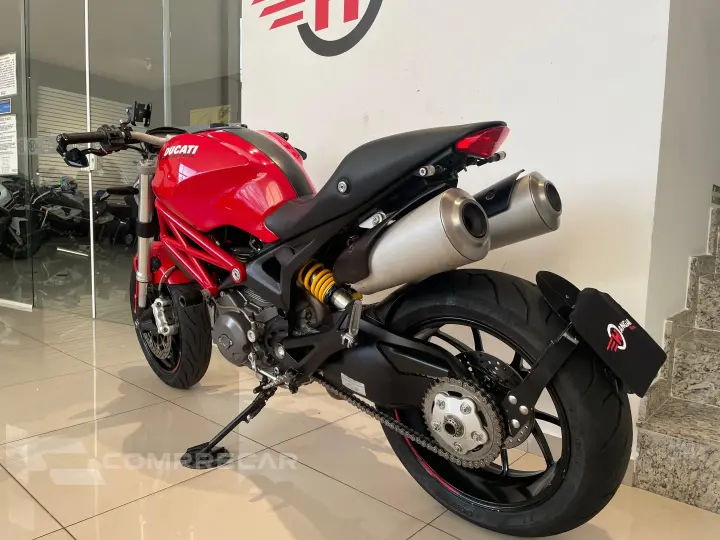 MONSTER 796