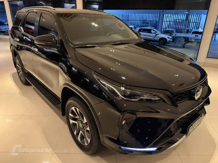 HILUX SW4 2.8 D-4d Turbo SRX Platinum 7L 4X4