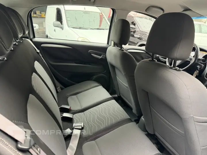 PUNTO 1.6 ESSENCE 16V FLEX 4P AUTOMATIZADO