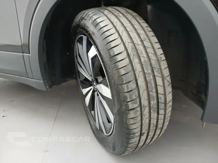 T-CROSS 1.0 200 TSI TOTAL FLEX AUTOMÁTICO