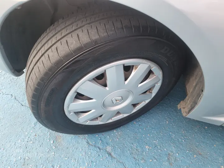 LOGAN 1.6 Expression 8V