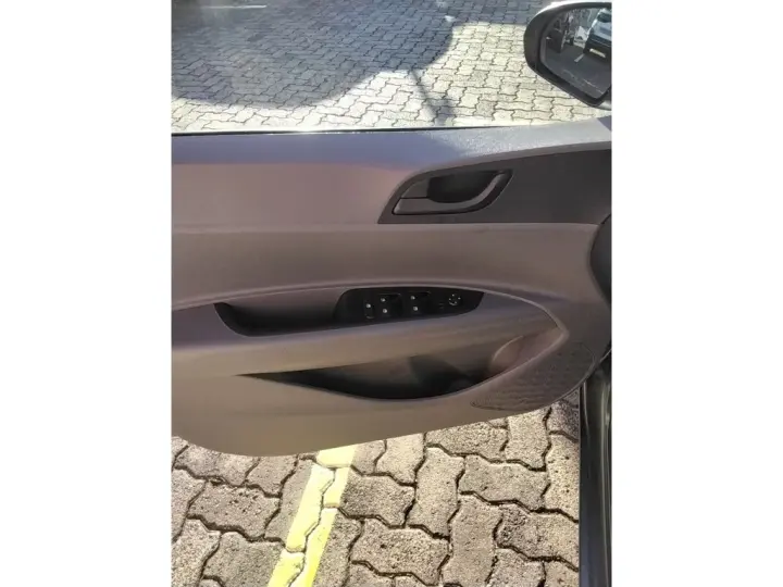 HB20S 1.0 12V FLEX COMFORT PLUS MANUAL