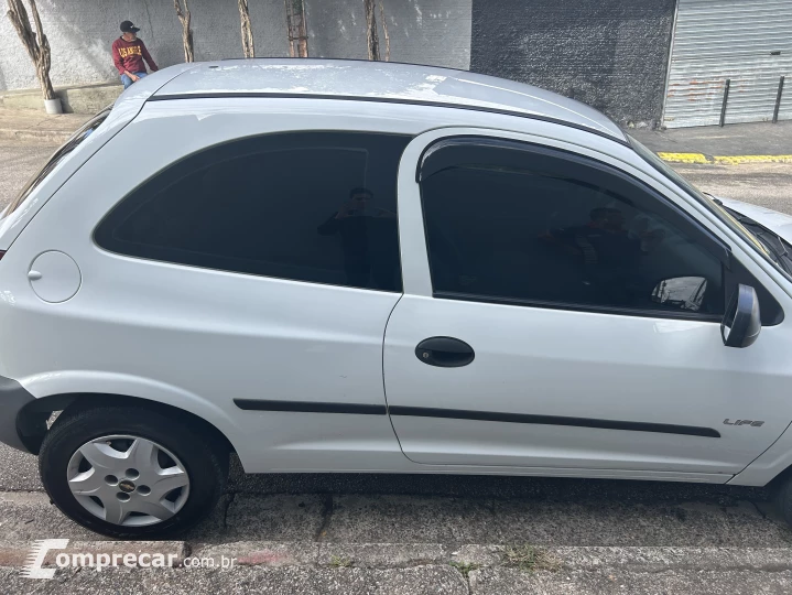 CELTA 1.0 MPFI LS 8V