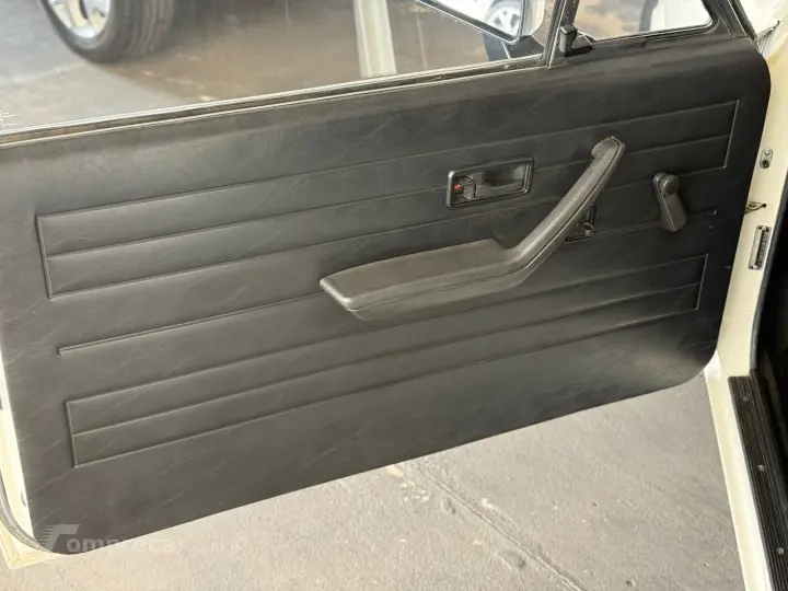 Caravan 2.5 Ambulância Comodoro 4.1/2.5