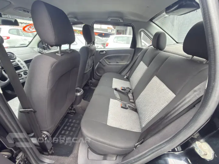 FIESTA 1.6 Rocam Sedan 8V