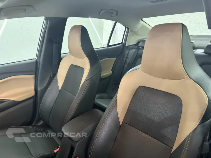 ONIX 1.0 Turbo Plus Premier