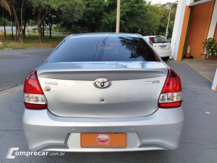 Etios Sedan 1.5 16V 4P FLEX PLATINUM AUTOMÁTICO