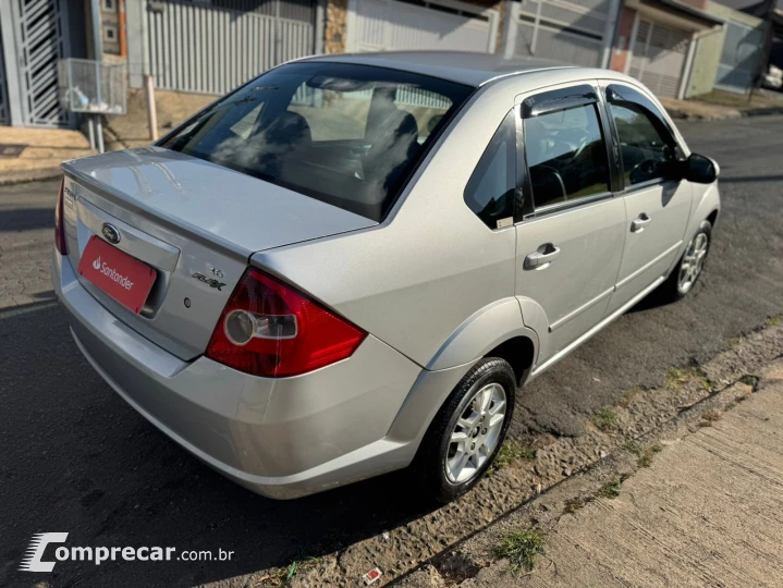 FIESTA 1.6 MPI Sedan 8V