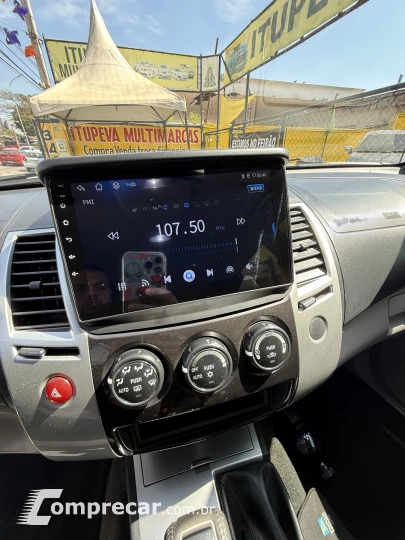 PAJERO DAKAR 3.2 HPE 4X4 7 Lugares 16V