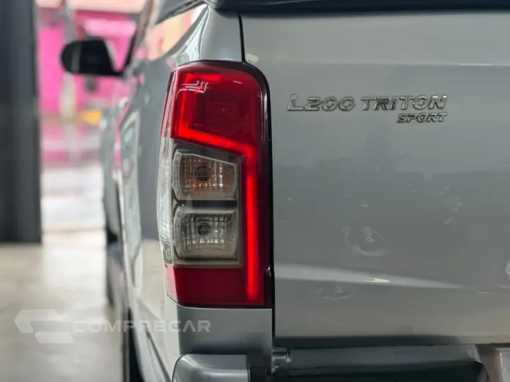 L200 TRITON 2.4 16V TURBO DIESEL SPORT HPE CD 4P 4X4 AUTOMÁT