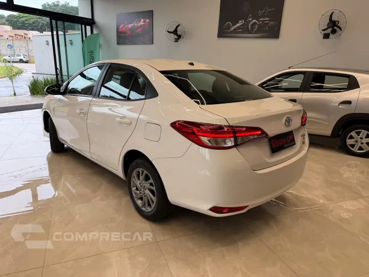 YARIS 1.5 16V Sedan XS