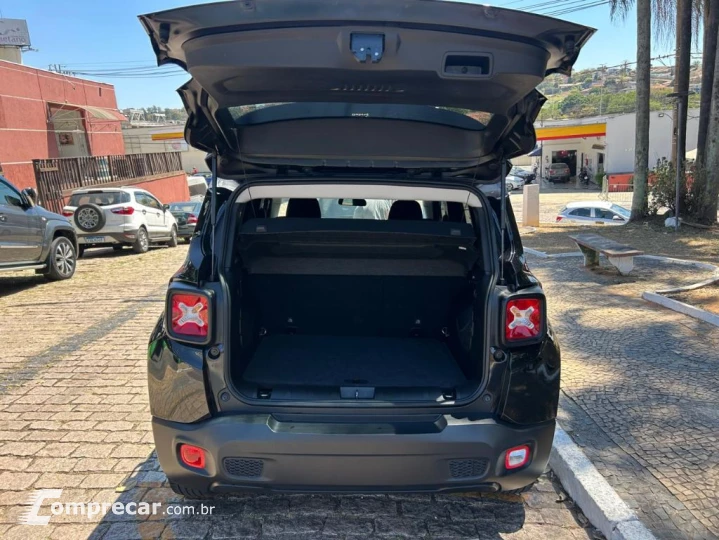 Renegade STD 1.8 4x2 Flex 16v Aut.