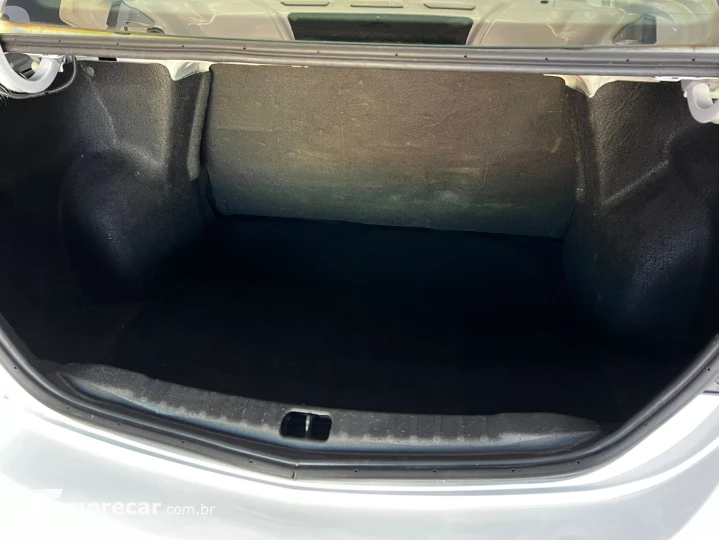 Joy Plus Plus 1.0 8V Black Edition (Flex)