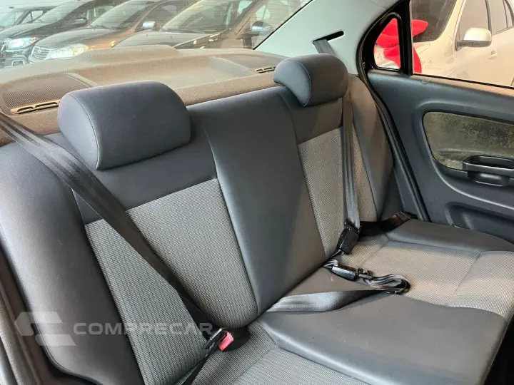 VOYAGE 1.6 MI 8V FLEX 4P AUTOMATIZADO