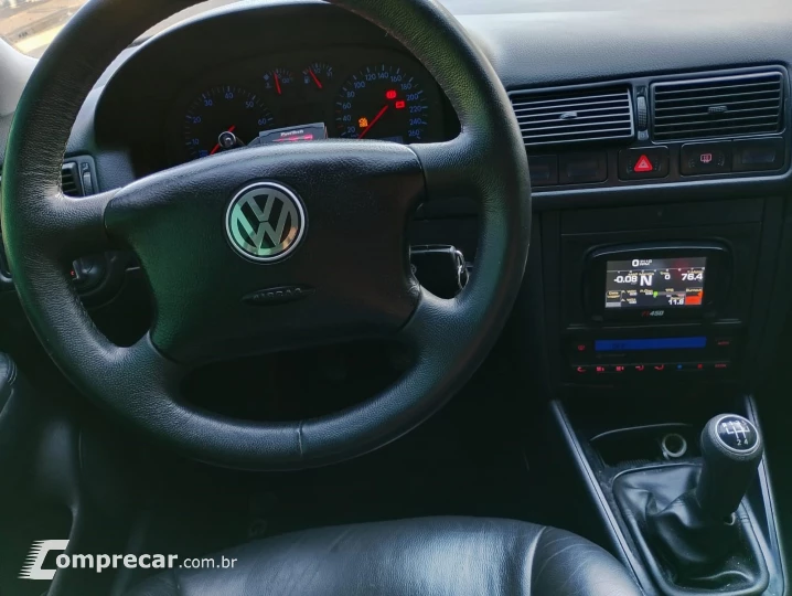 GOLF 2.0 MI 8V