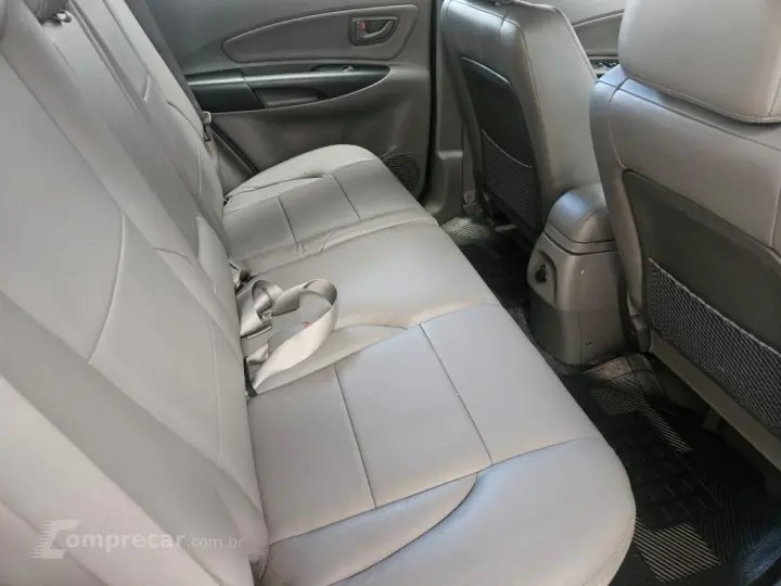 TUCSON 2.0 MPFI GLS 4X2 16V 143cv 2WD