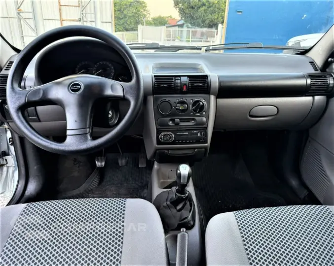 Classic Sedan 1.0 4P VHCE FLEX LS