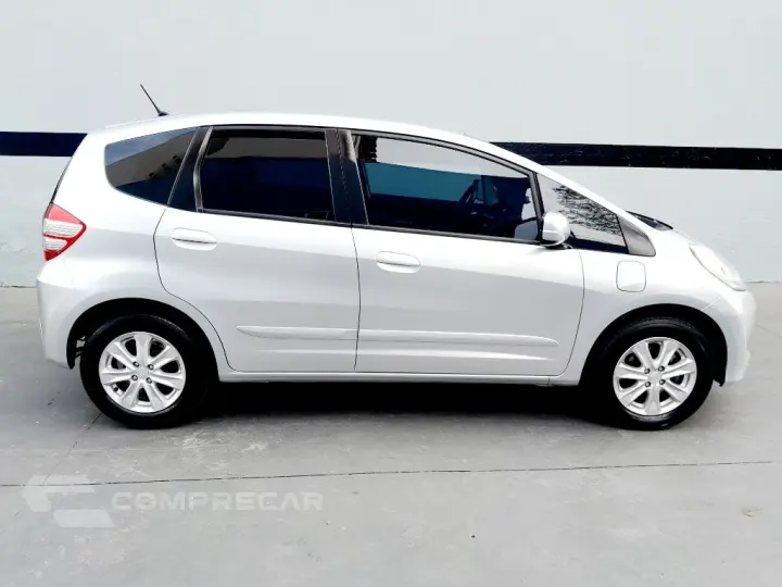 Fit LX 1.4/ 1.4 Flex 8V/16V 5p Mec.