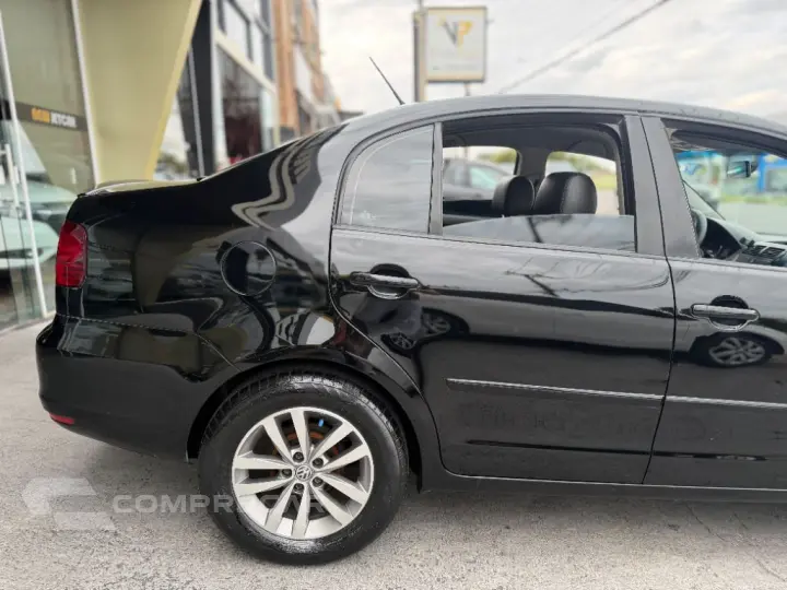 Polo Sedan 1.6 Mi Total Flex 8V 4p
