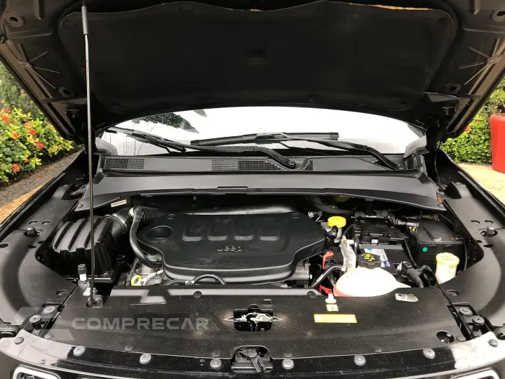 Compass 2.0 16V Flex Longitude Automático