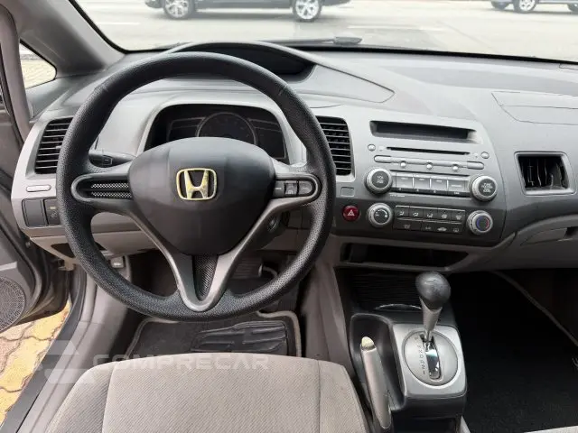 CIVIC - 1.8 LXS 16V 4P AUTOMÁTICO