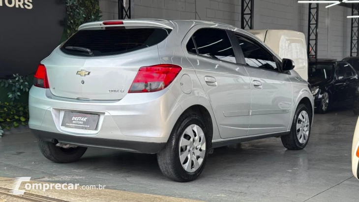 ONIX HATCH LT 1.4 8V FlexPower 5p Mec.