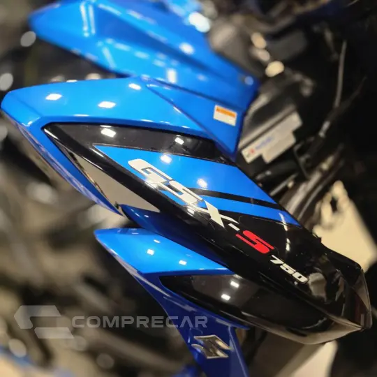 GSX-S 750