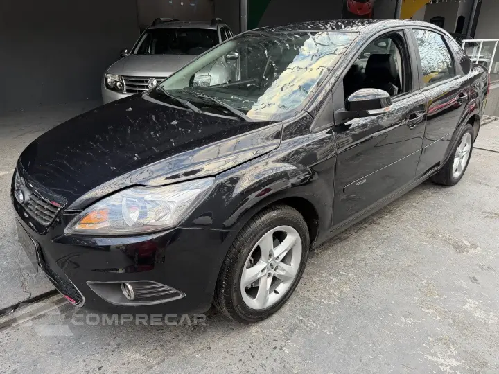 FOCUS 2.0 GHIA SEDAN 16V GASOLINA 4P AUTOMÁTICO
